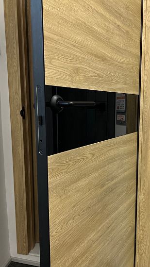 Межкомнатная дверь  